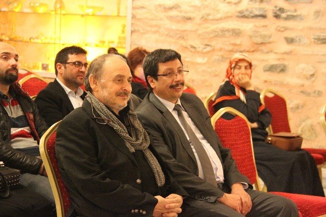 Şair Ahmet Mercan: “İnsan Mahkemesini İçinde Taşır”