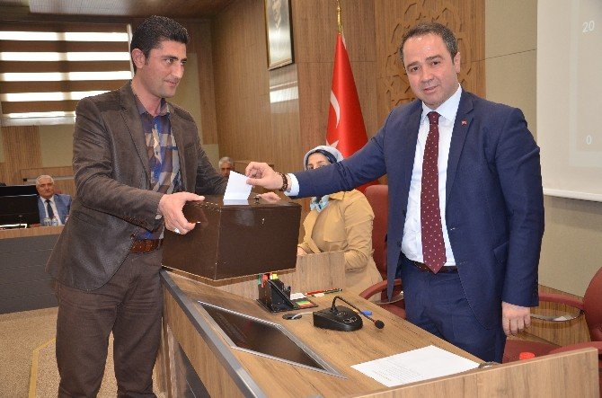 Tokat İl Genel Meclisi Sandık Başına Gitti