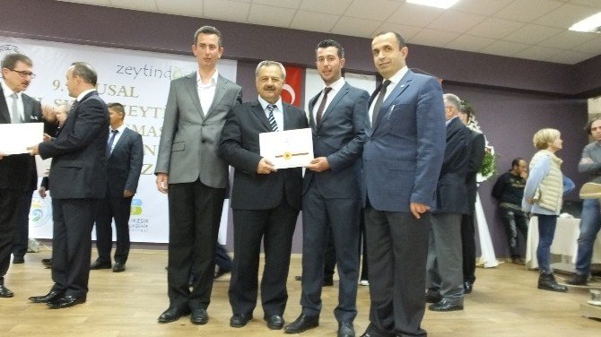 Burhaniye’de Zeytinyağı Kalite Ödülleri Dağıtıldı