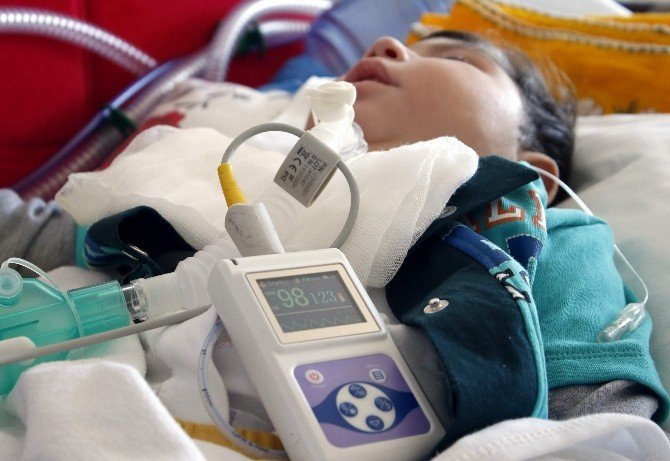 Türkiye Minik Taha’nın Yardım Çığlığına Kayıtsız Kalmadı