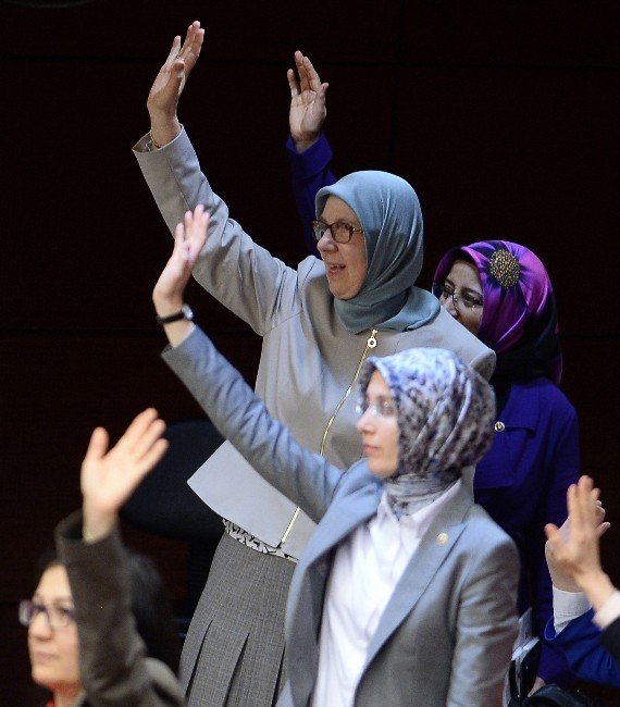Meclis’te Bakan Ramazanoğlu’na Destek
