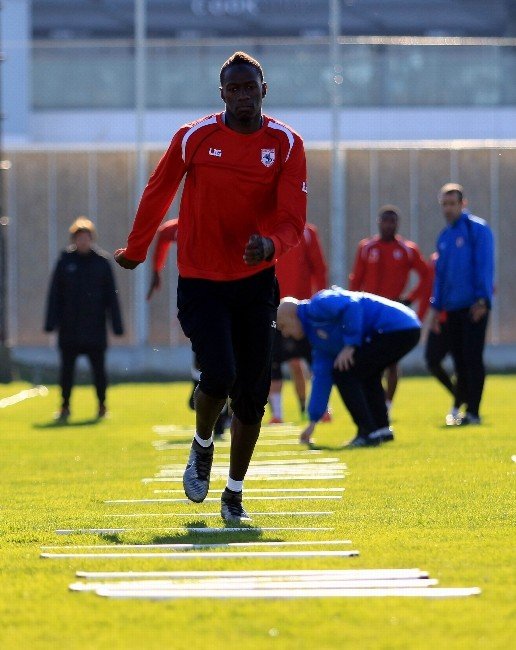 Samsunspor’da Oğuzhan Berber İlk Kez Yedek Kaldı