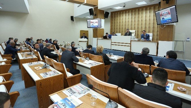 Genç: “Evrensel Belediyecilik Yapıyoruz”