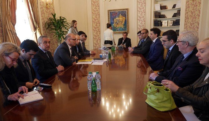 Azeri Büyükelçi Ermenistan’la Yaşanan Çatışmaları Fransız Basınına Değerlendirdi