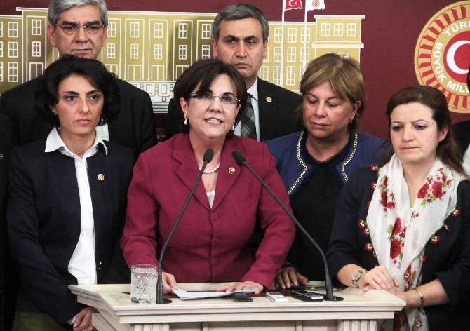 Kılıçdaroğlu’nun Kadın Bakana Sözlerine Chp’li Kadınlardan Destek