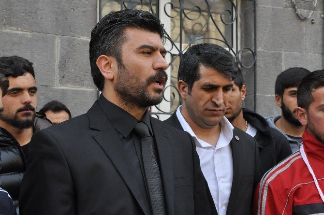 Kars’ta Kick Boksçulardan İlginç Protesto