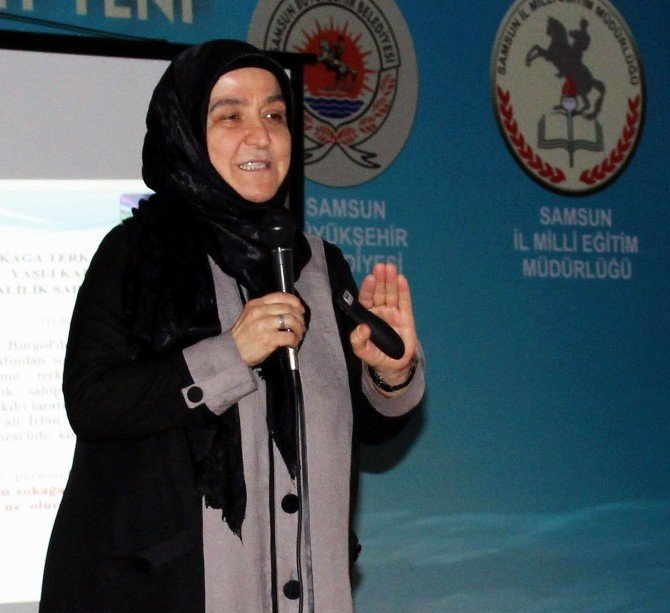 “Değer Kaybı Geleceğimizi Tehlike Altına Almaktadır”