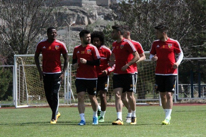 Kayserispor, Antalya’ya Bileniyor