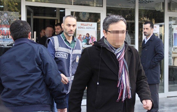 Fetö-pdy Operasyonu Zanlısı 12 Kişi Adliyede