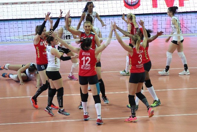 Voleybol Bayanlar 1. Lig