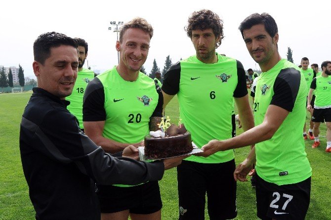 Akhisar Belediyespor 46. Yılını Kutluyor