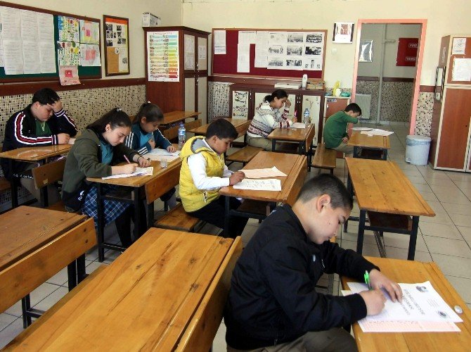 Kaybedeni Olmayan Yarışma