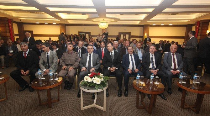 Menderes’te Tarım Ve Hayvancılık Çalıştayı Gerçekleşti
