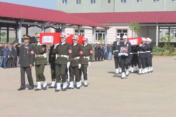 Şehit Emniyet Amiri Ve Binbaşı İçin Tören Düzenlendi