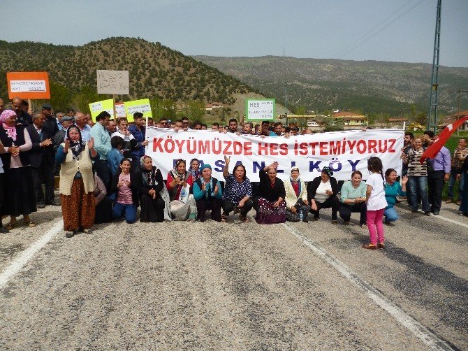 Tokat-amasya Yolunu Kapatıp Hes’i Protesto Ettiler