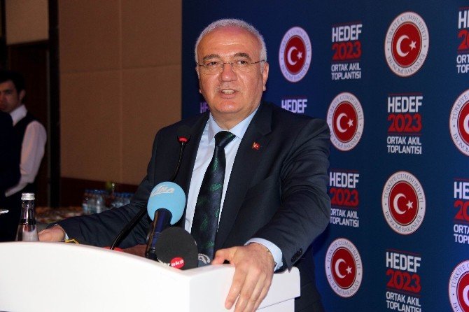 Elitaş: “Dünya İhracatı Yüzde 13,5 Daralırken, Türkiye’nin İhracatı Yüzde 8,7 Daraldı”