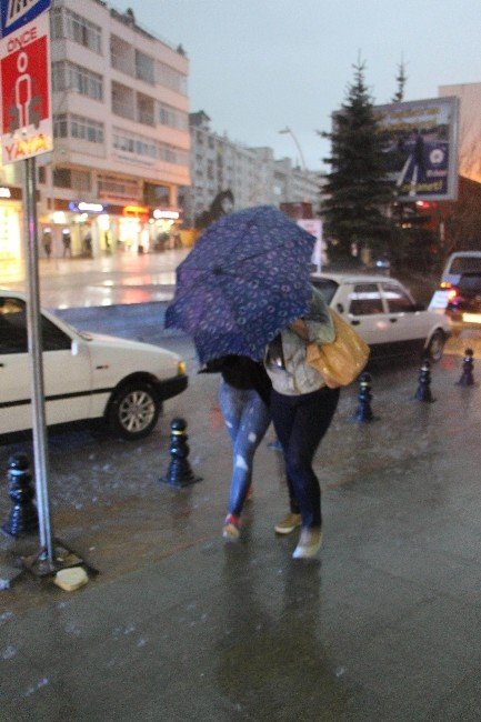 Bolu’da Sağanak Yağış