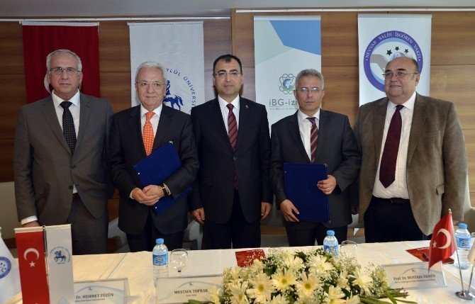 İzmir’i Yıldızlaştıracak Dev Proje İçin 2.5 Milyon Liralık Bağış