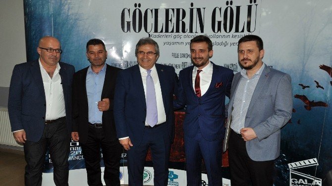 Göçlerin Gölü Belgeseli’nin Galası Bandırma’da Yapıldı