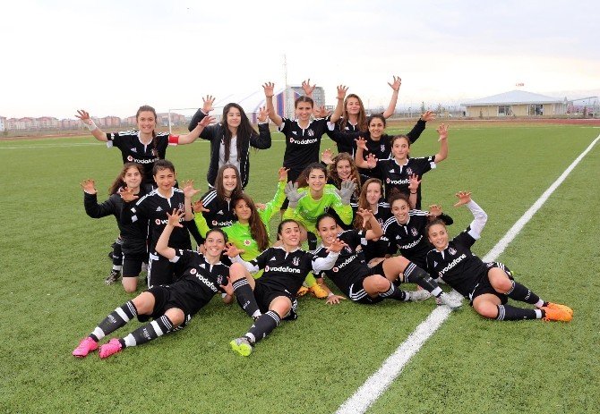 Şampiyon Beşiktaş