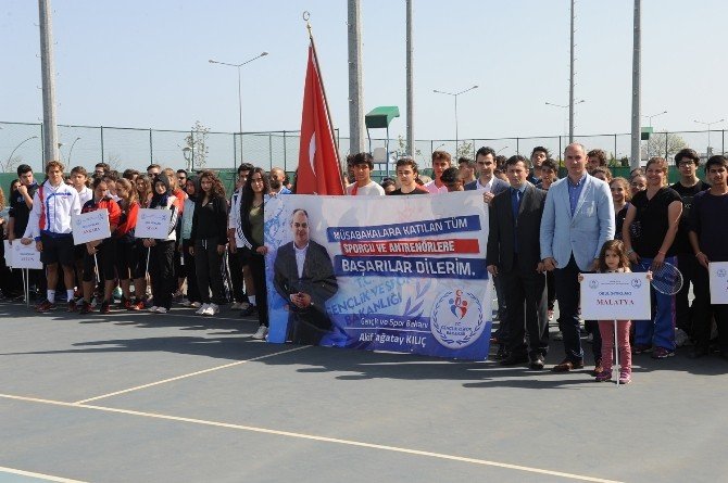 Tenis Grup Müsabakaları Başladı
