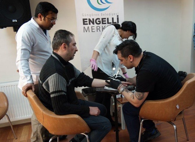 Engelliler Merkezi Üyelerine Sevgi İzi