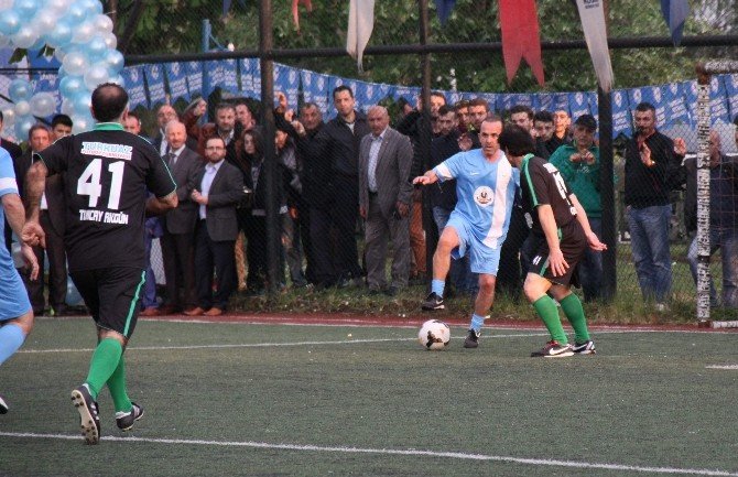 Futbolun Şöhretleri Kocaeli’de Sahaya Çıktı