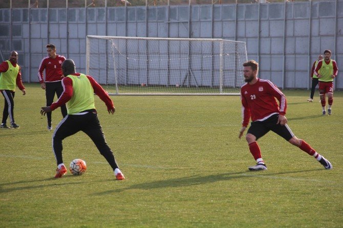 Medicana Sivasspor, Beşiktaş Maçı Hazırlıklarını Sürdürdü