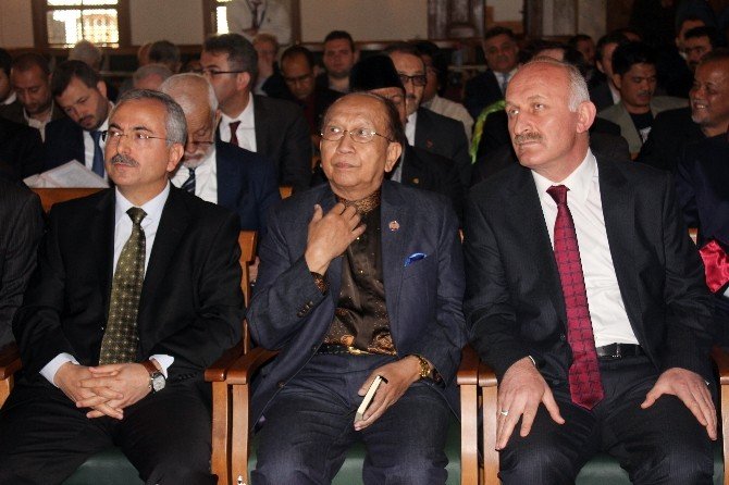 Türkiye İle Malay Dünyasını Bir Araya Getiren Merkez Açıldı