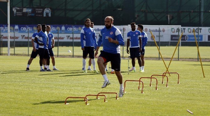 Antalyaspor’da Galatasaray Mesaisi Başladı