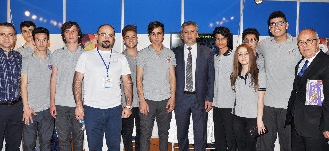 Anne Ve Babaları Çocukları Uyaracak