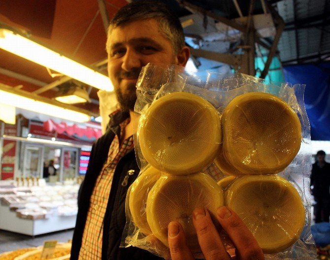 Karaciğer Dostu Enginar Tezgahları Süslüyor