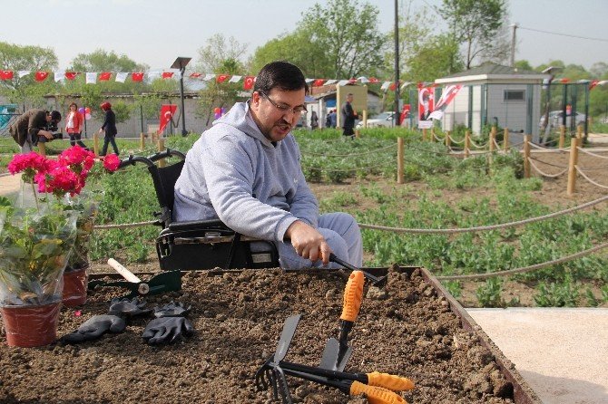 Bursa’da Kent Bostanı Açıldı