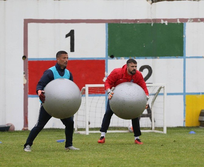 Onur-esteban Rekabeti Hami Mandıralı’yı Zorluyor