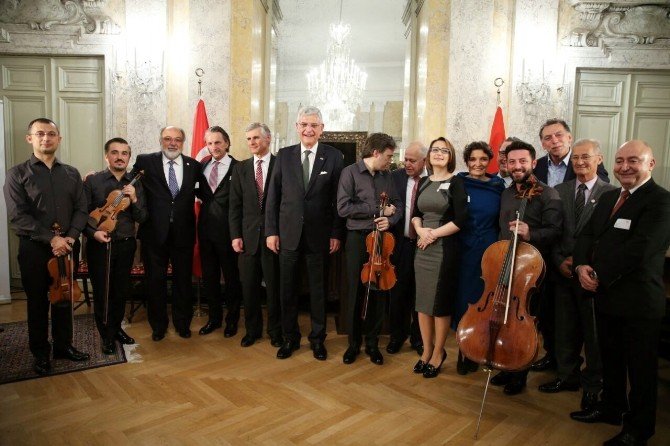 Bakan Bozkır: “Sabırla Ab’nin Bizi Net Olarak Bu İlişki Olmadan Olmayacağını Anlayacağı Tarihi Bekliyoruz’’