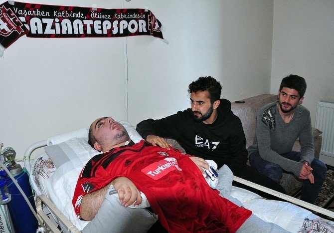 Gaziantepsporlu Oyunculardan Anlamlı Ziyaret