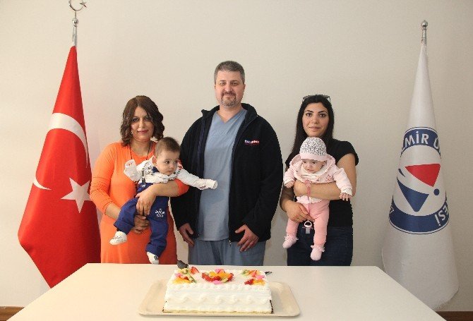 Bebeklerin “Kader Kardeşliği”