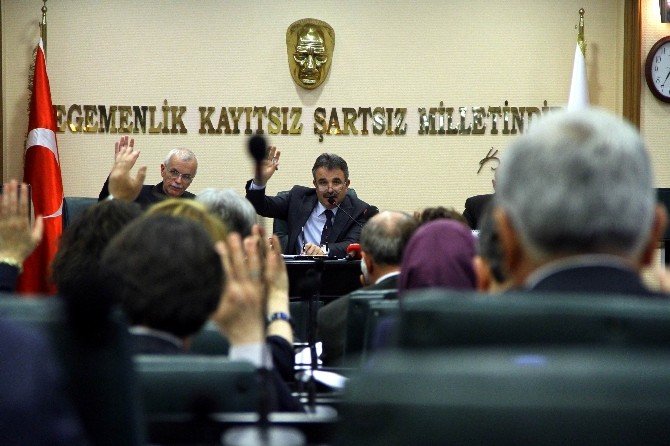 Çakır: “Gündem Maddeleri Komisyonlarda Uzun Uzun Tartışılıyor”