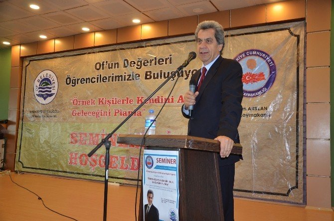 Çetin Nuhoğlu’ndan Oflu Öğrencilere Başarılı Olmanın Sırları