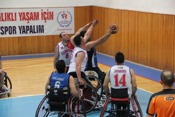 Garanti Tekerlekli Sandalye Basketbol Süper Ligi