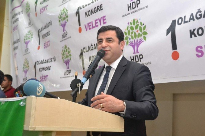 Demirtaş, Partisinin Siirt İl Kongresine Katıldı