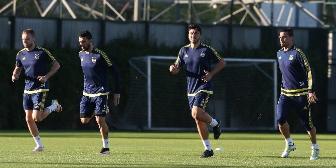 Fenerbahçe, Mersin İdmanyurdu Maçı Hazırlıklarını Tamamladı