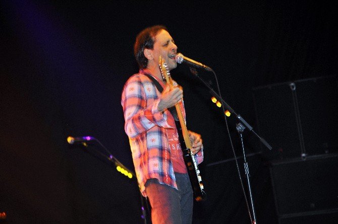 Duman’dan Unutulmaz Konser