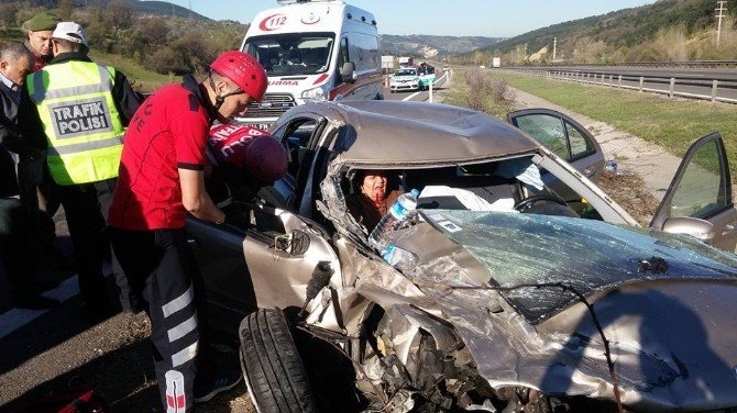 Bolu’da Trafik Kazası: 2 Yaralı