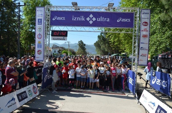 İznik Ultra Maratonu Tarihi Kent Koşusu İle Sona Erdi