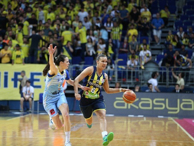 Fenerbahçe Avrupa Üçüncüsü
