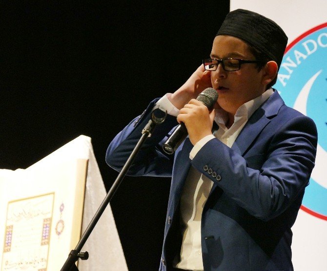 Trabzon’da Hafızlık Ve Ezan Okuma Yarışması Düzenlendi