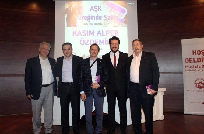 Kasım Alper Özdemir: "Tek Hedefim Şiiri Yeni Nesillere Sevdirebilmek"