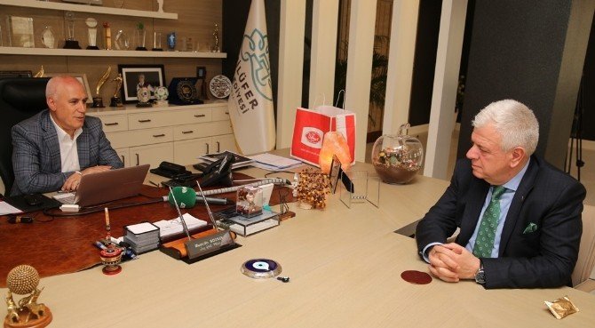 Başkan Ali Ay Taraftardan Özür Diledi
