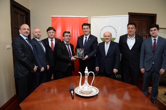 Osmangazi’de Toplu Sözleşme Sevinci